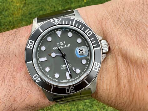 glycine combat sub vs rolex submariner|Glycine Combat Sub Review .